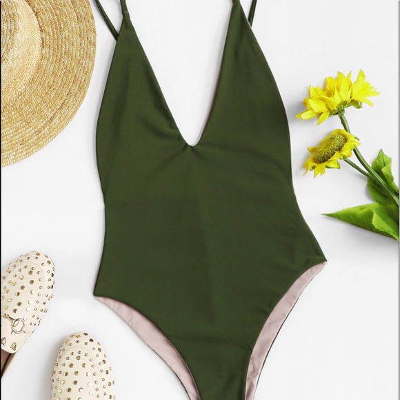 Bathing suit - Picture 1 of 4